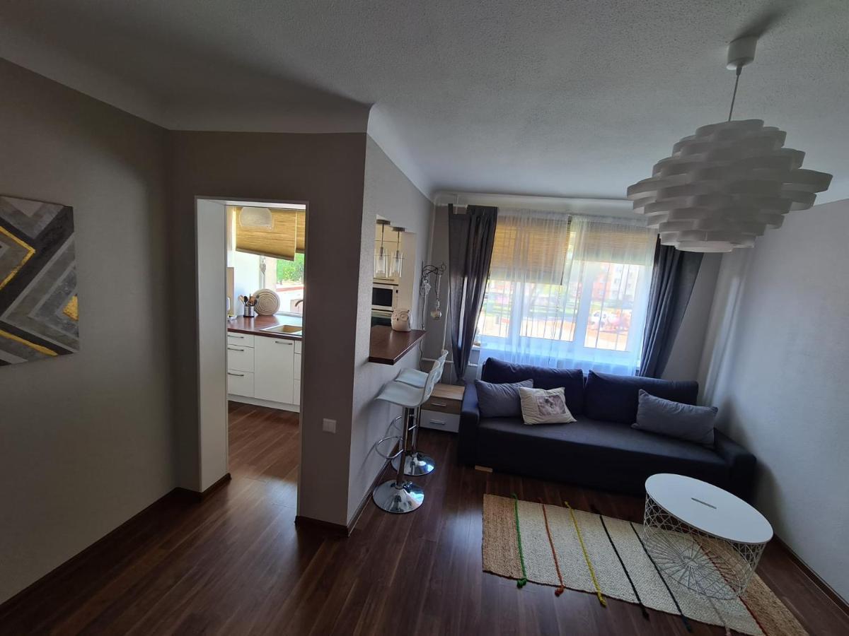 Central Line Apartment Ventspils Ngoại thất bức ảnh