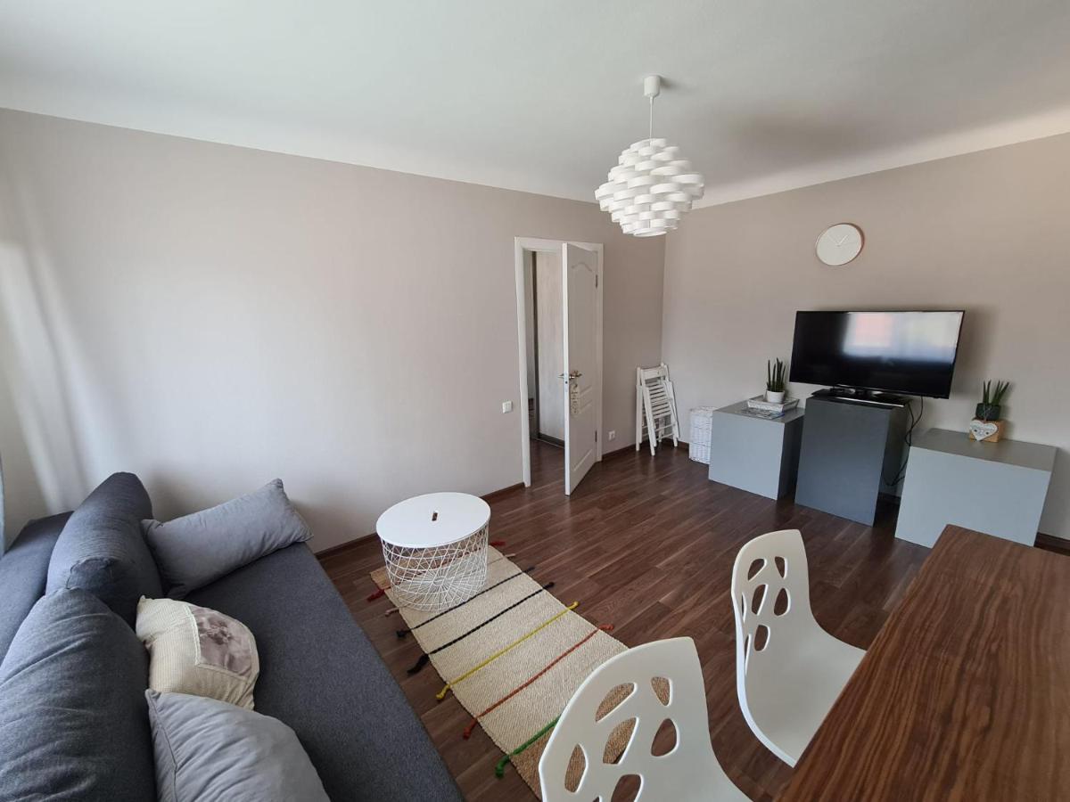 Central Line Apartment Ventspils Ngoại thất bức ảnh